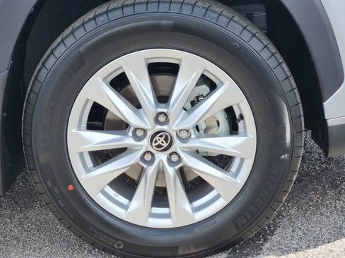 New 2026 Toyota Corolla Cross LE FWD image 8