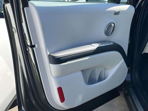 New 2026 Hyundai Palisade Calligraphy FWD image 10