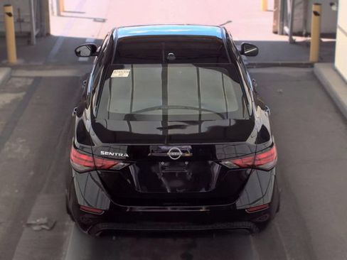Used 2025 Nissan Sentra SV FWD image 10