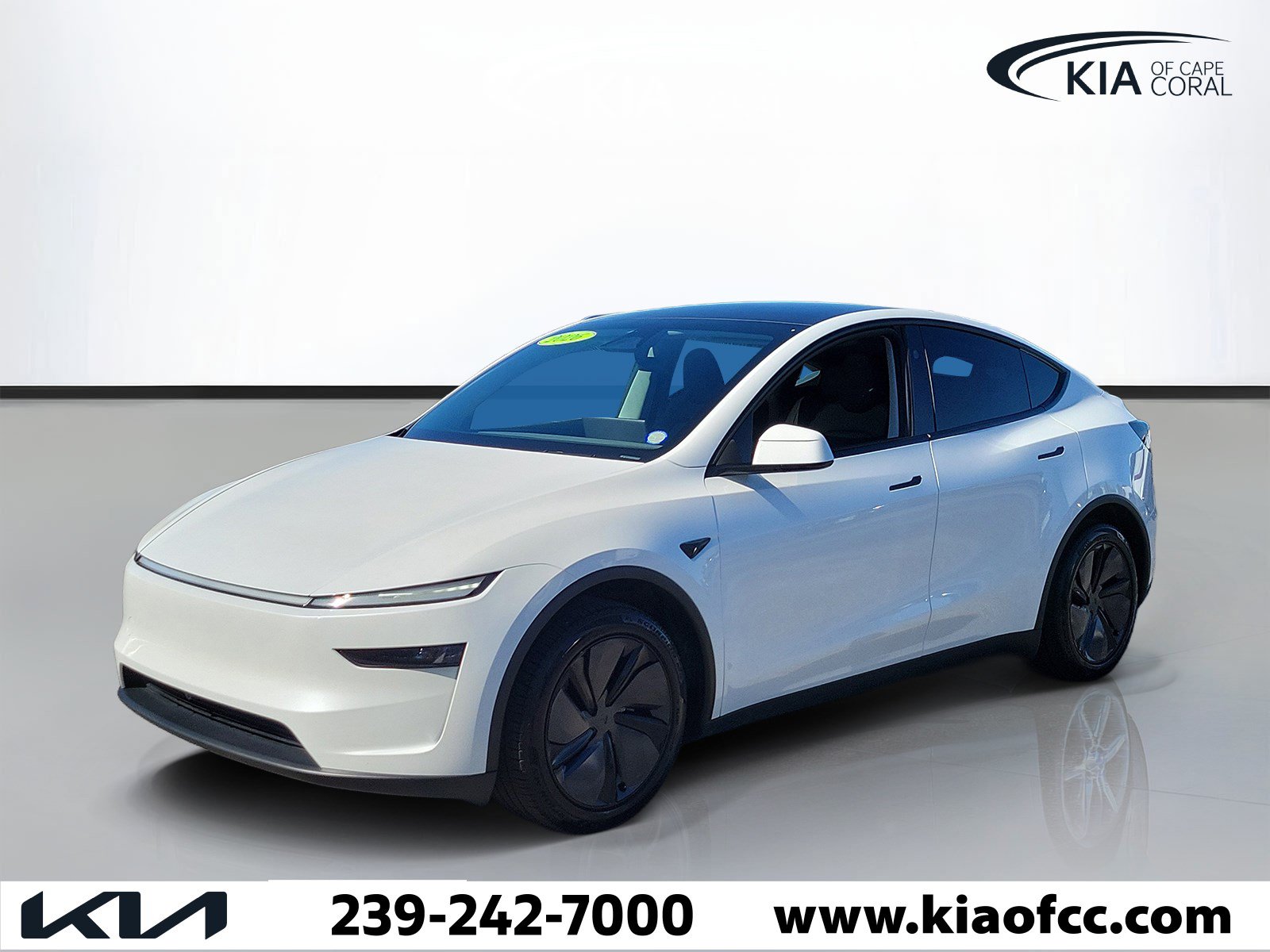 Used 2026 Tesla Model Y 2WD image 3