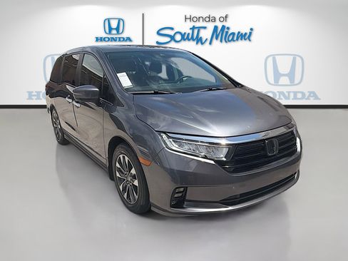 Certified 2024 Honda Odyssey EX-L image 1