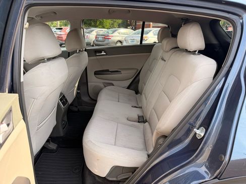 Used 2017 Kia Sportage LX FWD image 13