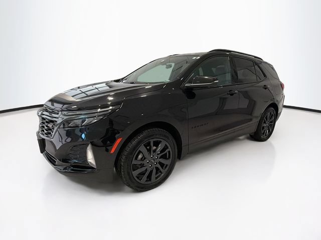 Certified 2023 Chevrolet Equinox RS w/ RS Leather Package AWD/4WD image 3