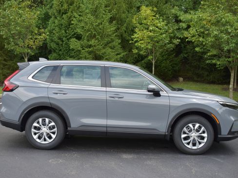 New 2026 Honda CR-V LX image 9