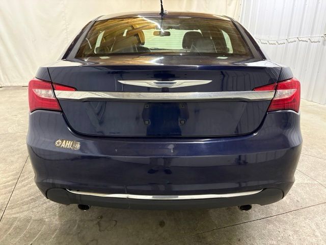 Used 2014 Chrysler 200 Limited FWD image 6