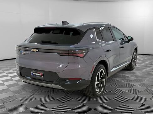 Certified 2024 Chevrolet Equinox EV LT AWD/4WD image 5