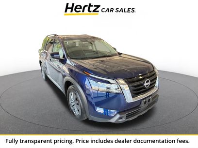 Used 2025 Nissan Pathfinder SV
