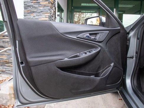 Used 2024 Chevrolet Malibu LT FWD image 9