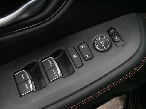 Used 2026 Honda HR-V Sport image 19