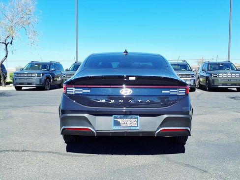 Certified 2025 Hyundai Sonata SE image 5