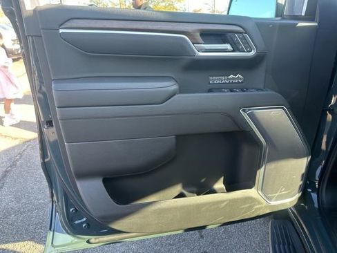 New 2026 Chevrolet Silverado 1500 High Country w/ High Country Premium Package image 10