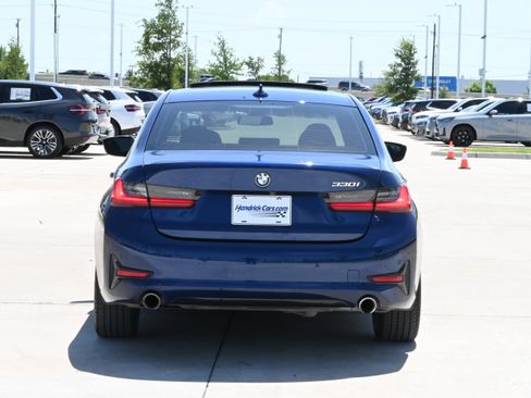 Used 2020 BMW 330i Sedan w/ Convenience Package RWD image 8