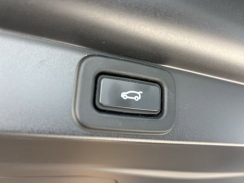 Used 2023 Land Rover Range Rover SE AWD/4WD image 36