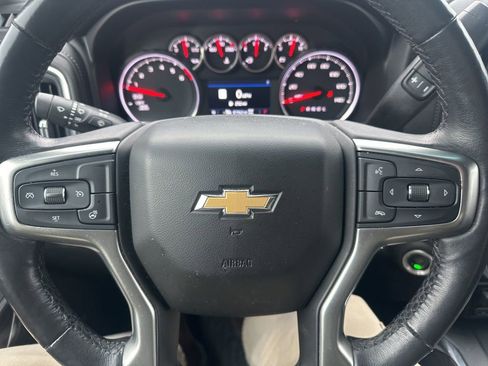 Used 2020 Chevrolet Silverado 1500 LTZ image 24
