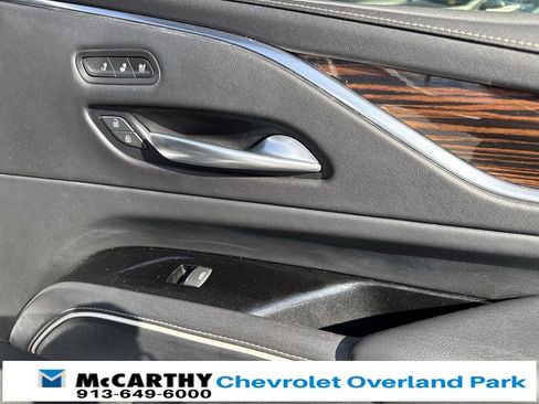 Used 2021 Cadillac Escalade ESV Premium Luxury w/ LPO, Illumination Package image 48