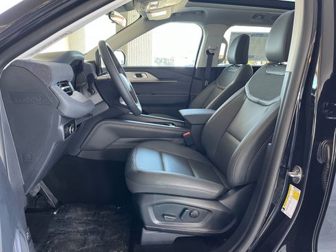 New 2026 Ford Explorer Active w/ Active Comfort Package AWD/4WD image 6