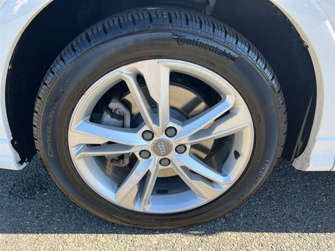 Used 2020 Audi Q3 2.0T Premium Plus image 6