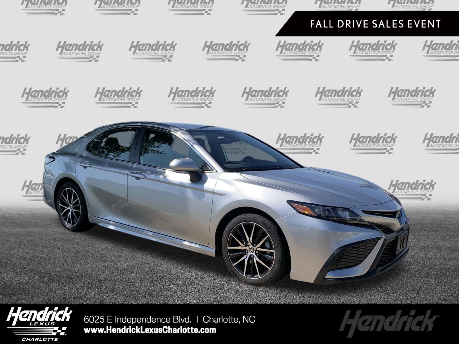 Used 2023 Toyota Camry SE FWD image 1