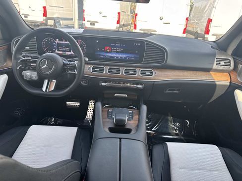 Certified 2025 Mercedes-Benz GLE 450e 4MATIC image 13