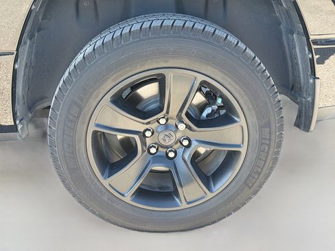 Used 2020 RAM 1500 Big Horn image 37