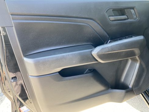 Used 2024 Chevrolet Colorado W/T RWD image 14