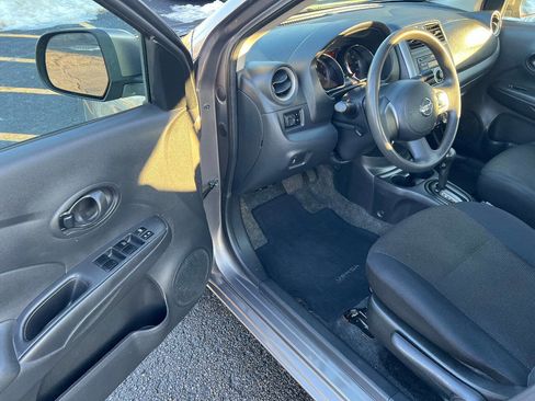 Used 2012 Nissan Versa SV image 16