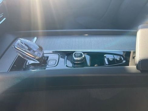 New 2026 Volvo V60 B5 Cross Country Ultra w/ Climate Package image 30