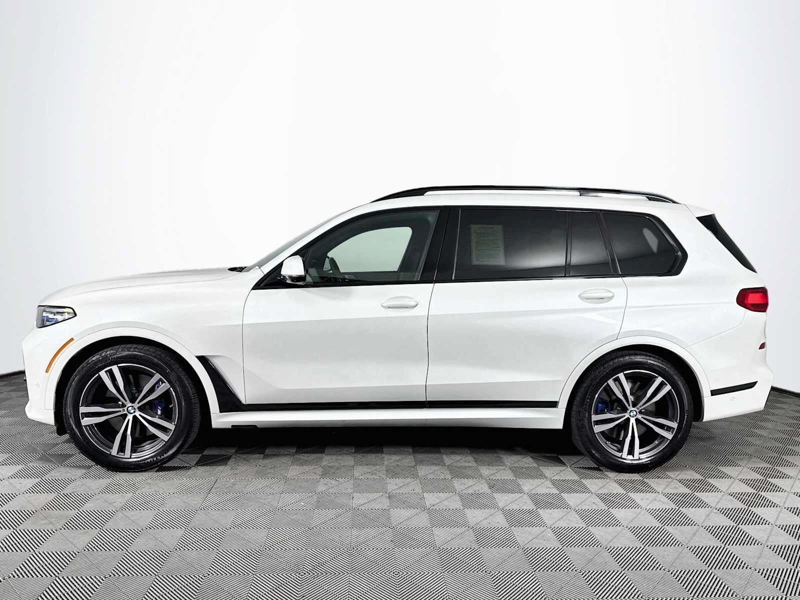 Used 2020 BMW X7 M50i AWD/4WD image 8