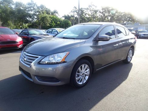 Used 2015 Nissan Sentra SV w/ Style Package image 10