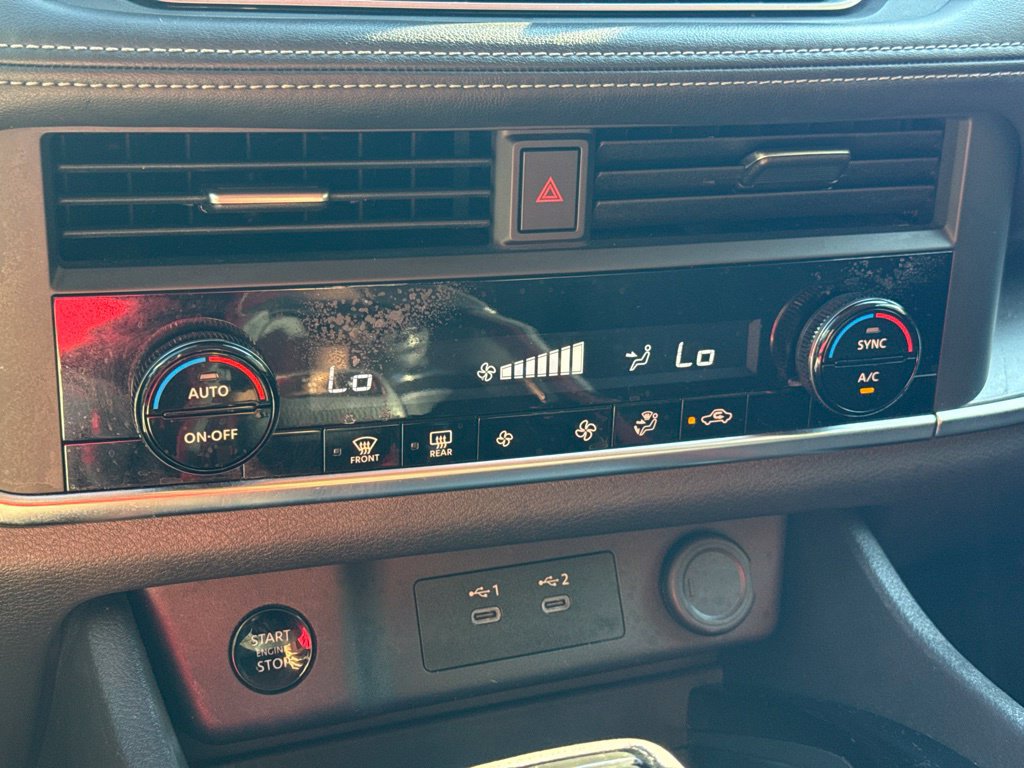 Used 2025 Nissan Rogue SV AWD/4WD image 22
