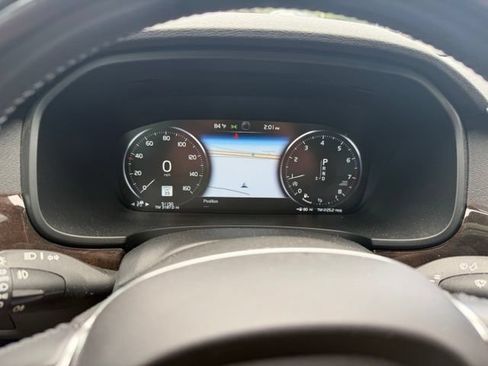 Used 2018 Volvo S90 T5 Momentum w/ Momentum Plus Package AWD/4WD image 12