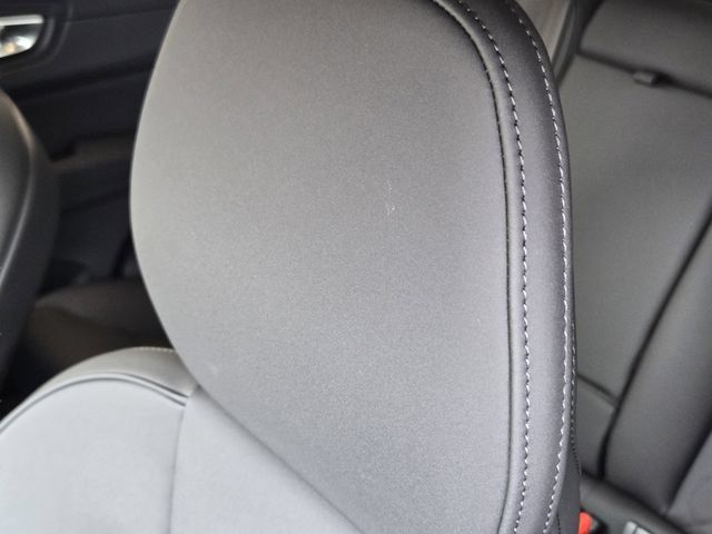 Used 2026 Volvo XC60 B5 Core AWD/4WD image 13