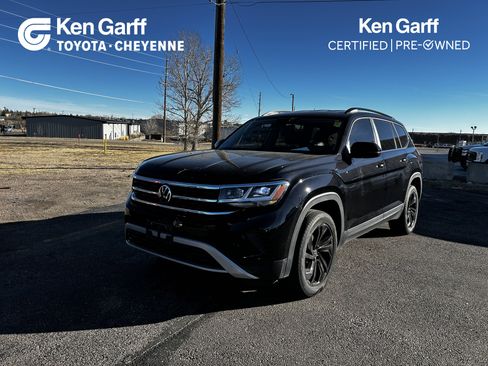 Used 2022 Volkswagen Atlas SE image 1