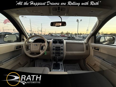 Used 2011 Ford Escape XLT w/ 202A Rapid Spec Order Code image 17
