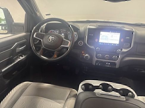 Used 2024 RAM 2500 Big Horn AWD/4WD image 18
