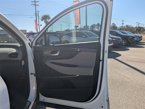 Used 2023 Hyundai Santa Fe SEL Premium image 33