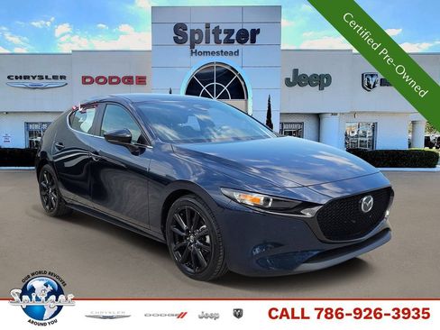 Used 2024 MAZDA MAZDA3 s FWD image 1