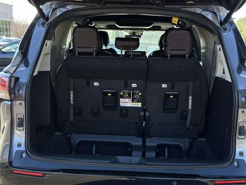 Certified 2023 Toyota Sienna Platinum image 15