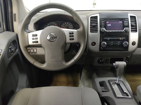 Used 2017 Nissan Frontier SV image 22