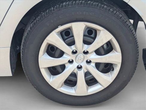 Used 2025 Toyota Corolla LE FWD image 14