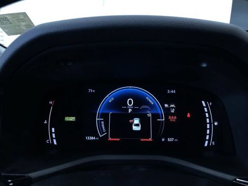 Used 2026 Toyota Camry LE FWD image 31