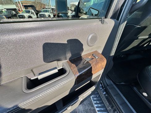 Used 2014 Ford F250 Platinum w/ FX4 Off-Road Package image 47