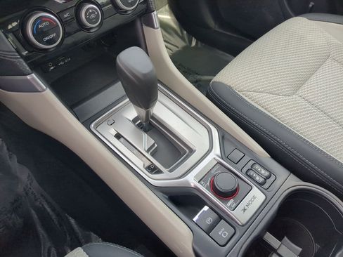 Used 2022 Subaru Forester Premium image 28