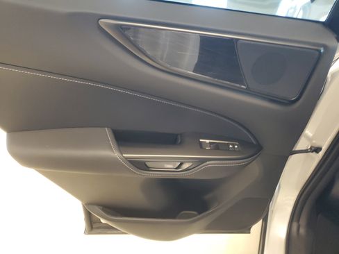 Used 2025 Lexus NX 250 FWD w/ Accessory Package (Z1) image 18