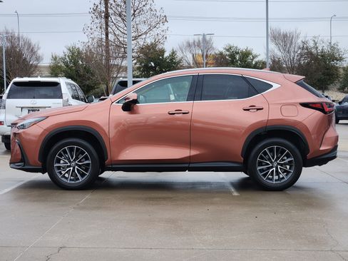 Certified 2025 Lexus NX 250 FWD w/ Premium Package image 3