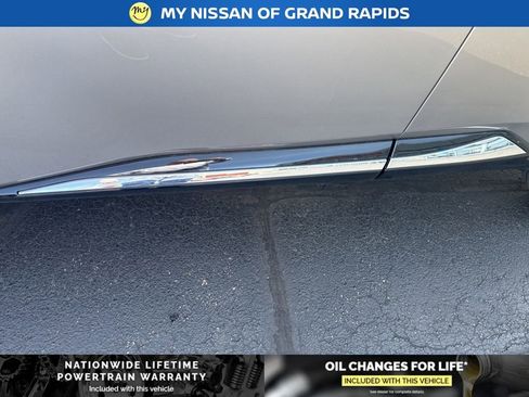 New 2026 Nissan Rogue Platinum image 6