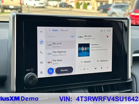 Used 2025 Toyota RAV4 XLE image 28