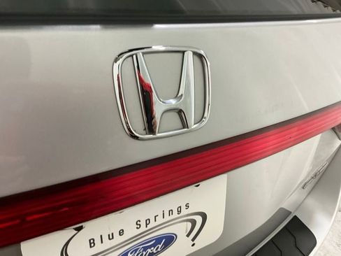 Used 2014 Honda Odyssey Touring image 5