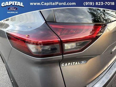 Used 2023 Nissan Rogue SV image 15