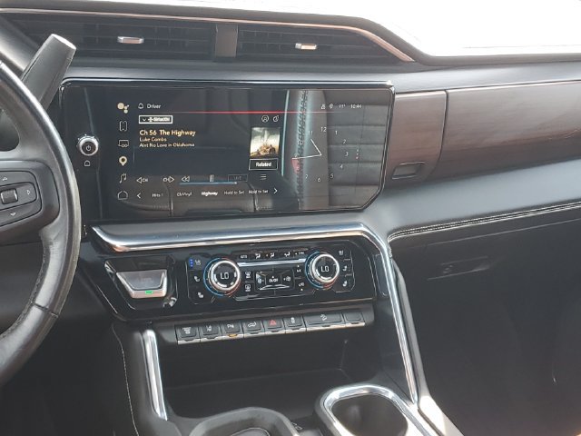Used 2024 GMC Sierra 2500 Denali Ultimate w/ Max Trailering Package AWD/4WD image 13